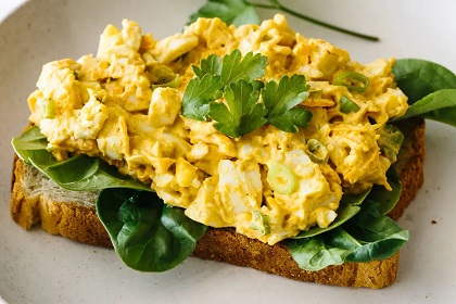 Curried eggs